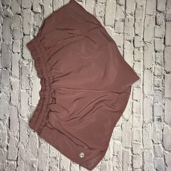 Lululemon 2" Hotty Hot Shorts - Picture 2 of 3